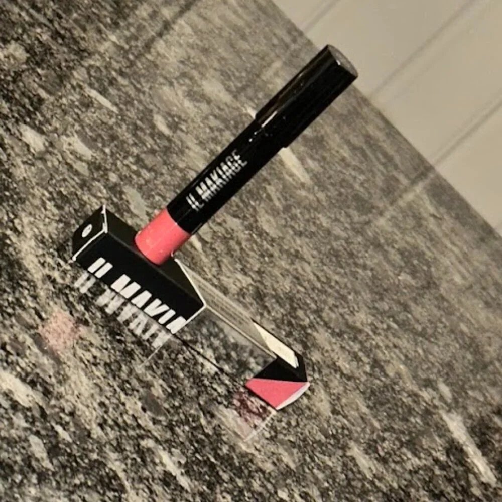 IL MAKIAGE RAVE LIP CRAYON Super Sheer Lip Color - Color/Shade SAMUI NWT NIB
